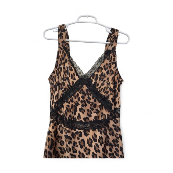 Bardot - Emory satin slip midi dress with lace detail in leopard print Size XL - Picture 8 of 8